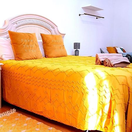No Centro, Junto A Avenida Da Liberdade - 1 Drt Apartment Fundão Екстериор снимка