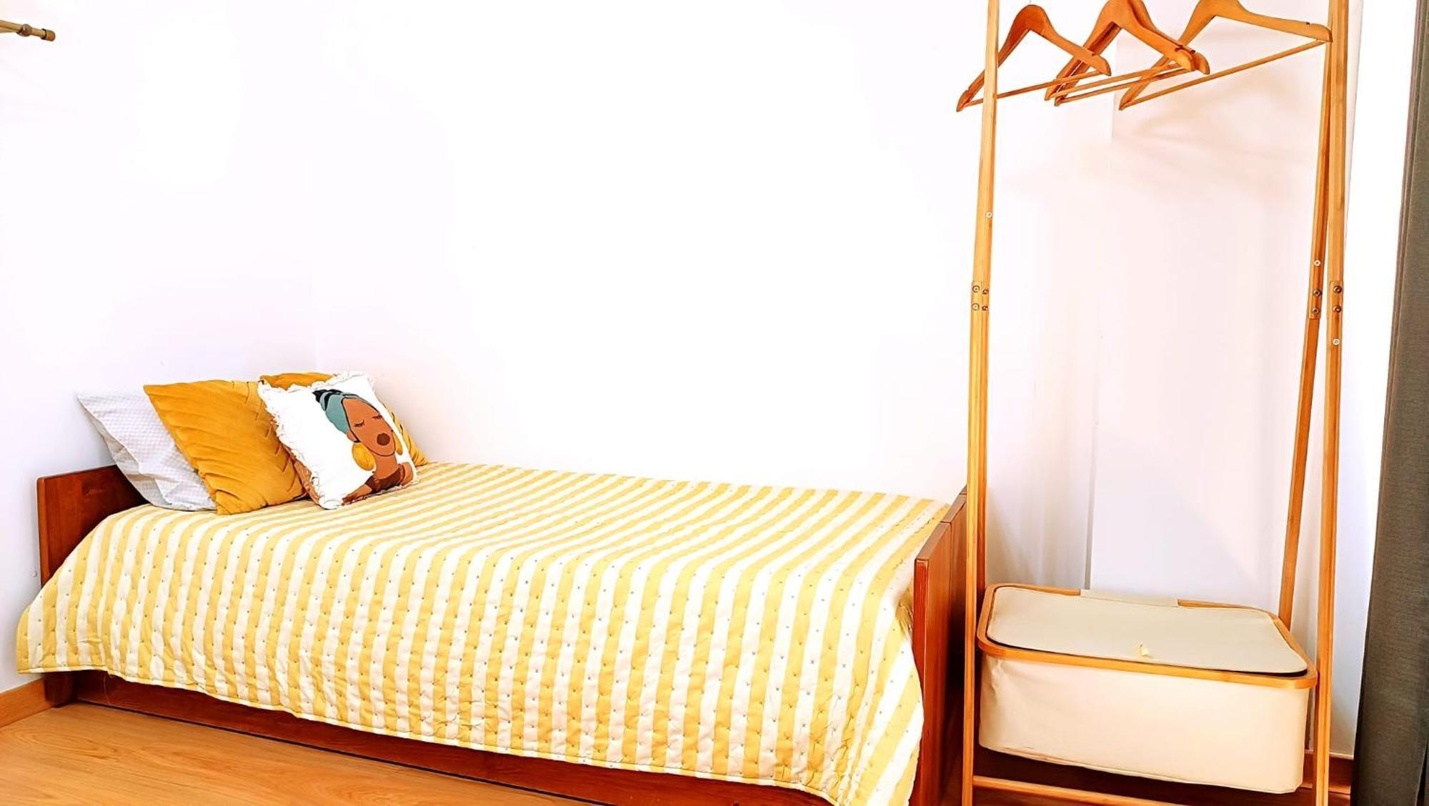 No Centro, Junto A Avenida Da Liberdade - 1 Drt Apartment Fundão Екстериор снимка